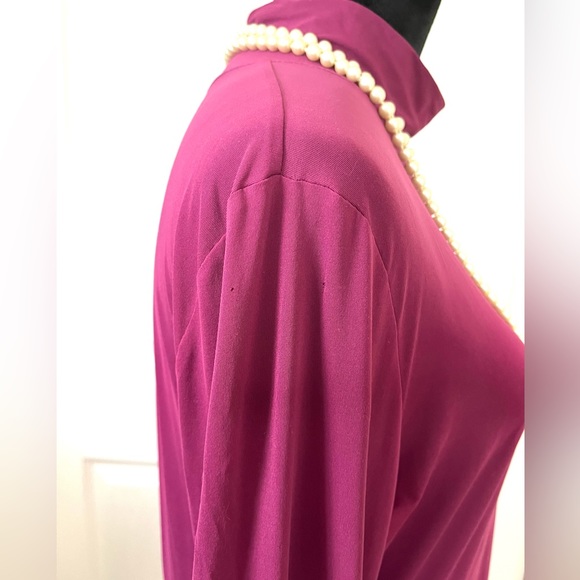 St John Cranberry Red Long Sleeve Mock Turtleneck sz Large with flaws - Picture 5 of 16